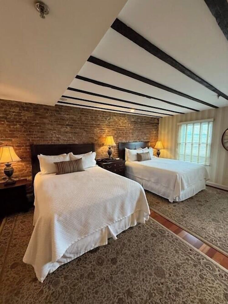 undefined Penn's View Hotel 5