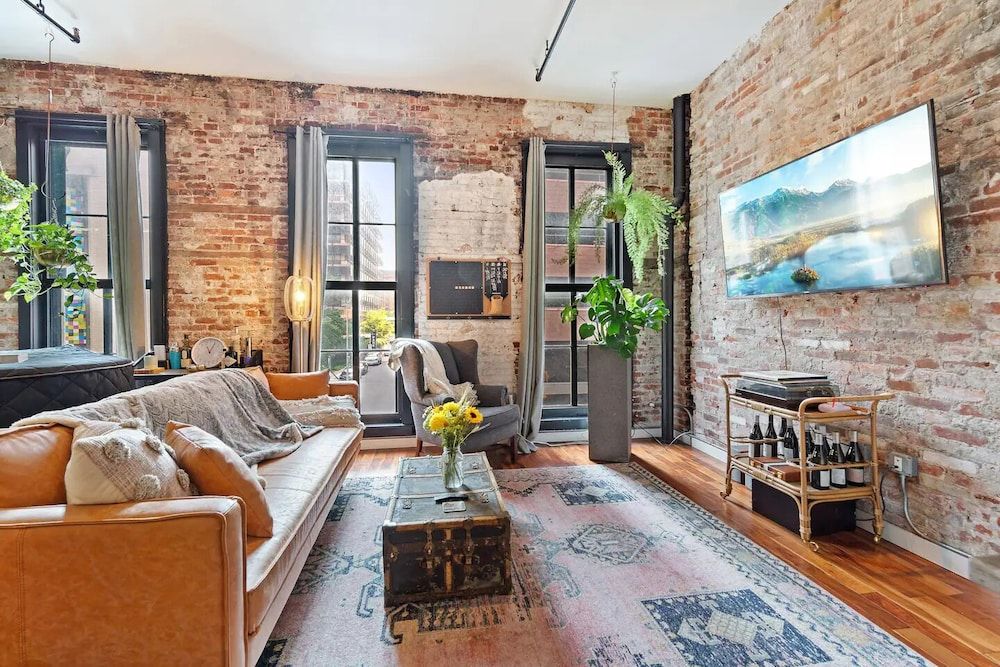 undefined LUXURIOUS Condo Elevator Parking 7