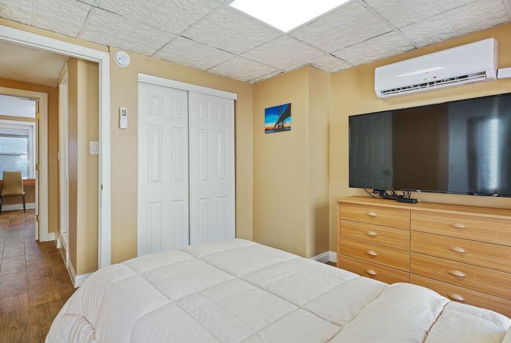 Strawberry House Philadelphia Old City House 11