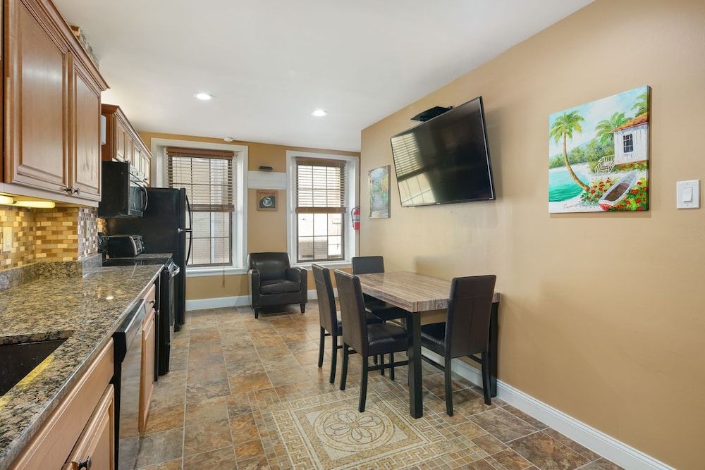 Strawberry House Philadelphia Old City House 13