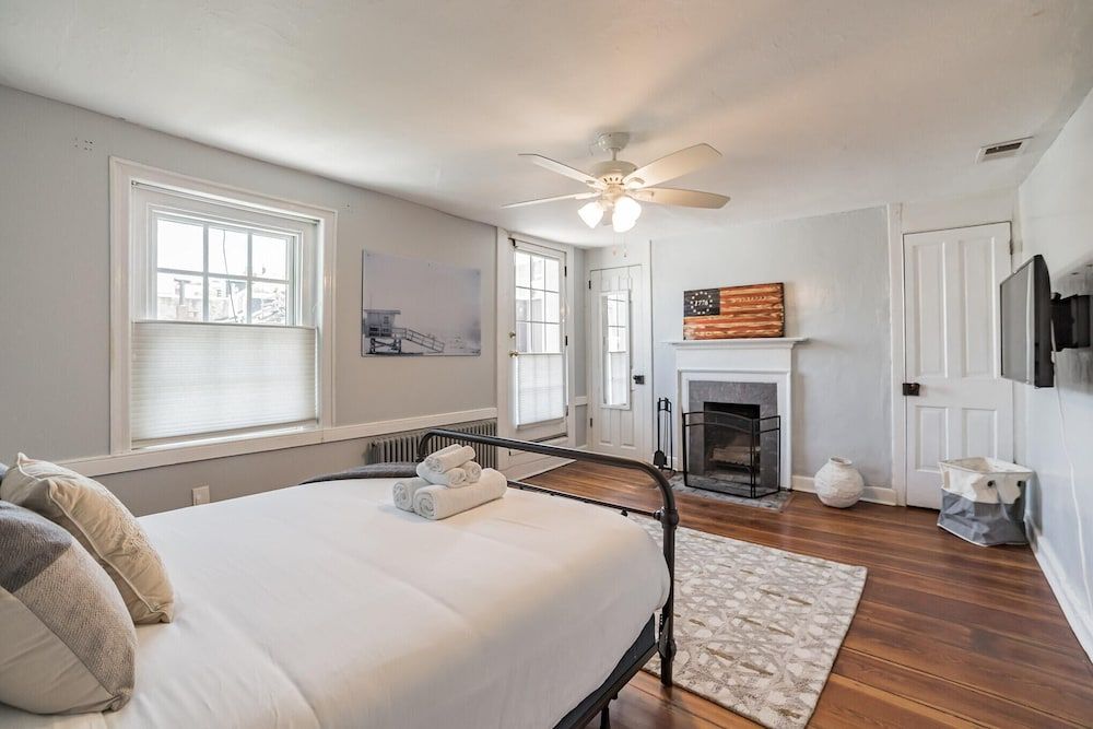 undefined 337 South 6th Street 2