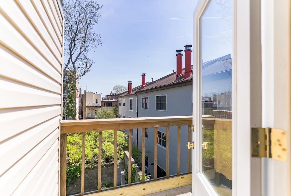 undefined 229 Fulton St