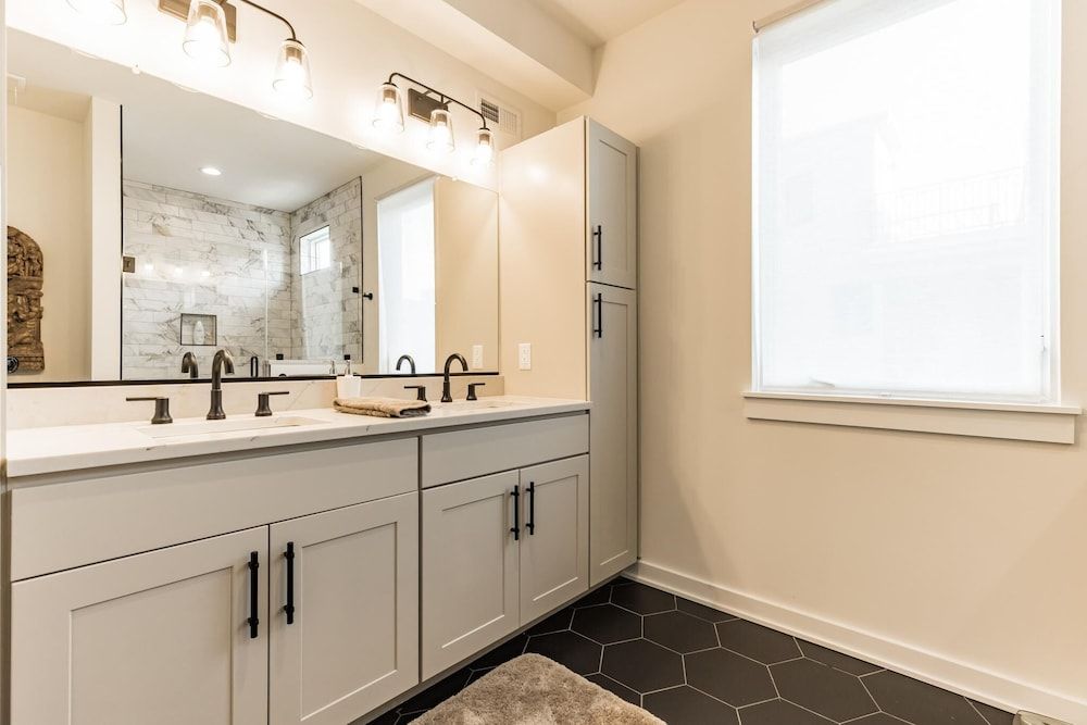 undefined 2013 Abigail St 4