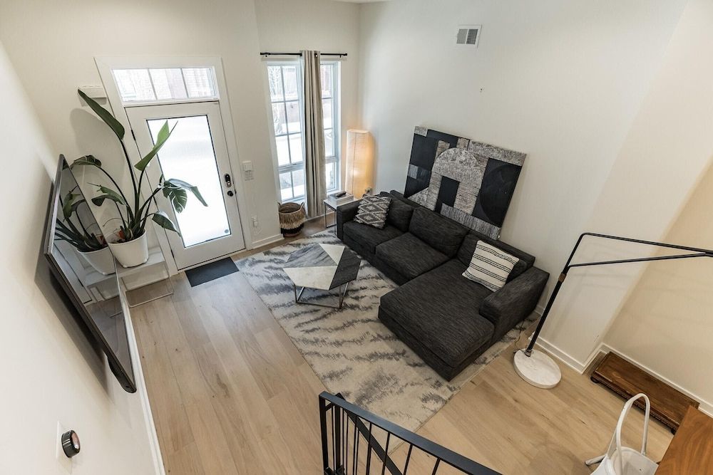 undefined 2013 Abigail St 9