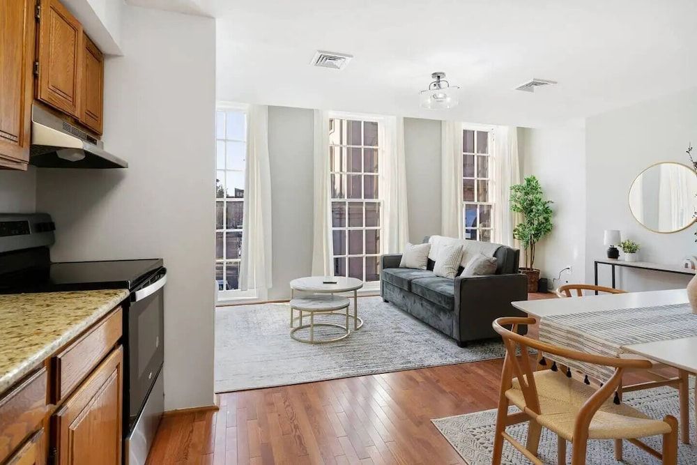 undefined Steps to Park Floor to Ceiling Window