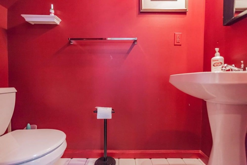 undefined 917 S 8th St. · Stylish 3 Bedroom Home in Bella Vista 6