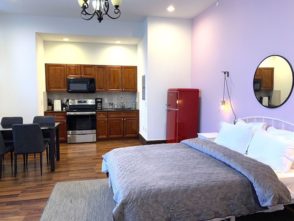 undefined Alina & Fanny - Philadelphia Brandywine