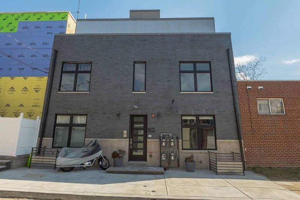 undefined 755 Capitol - B in Philadelphia 8