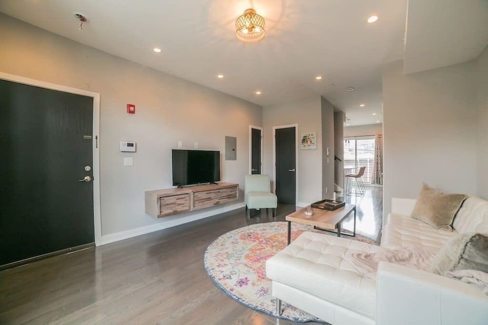 undefined 755 Unit D 2 Bedroom Home in Fairmont w Roofdeck and Balcony 2