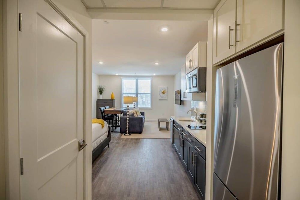 undefined Pine Suite - 415 in Philadelphia 8