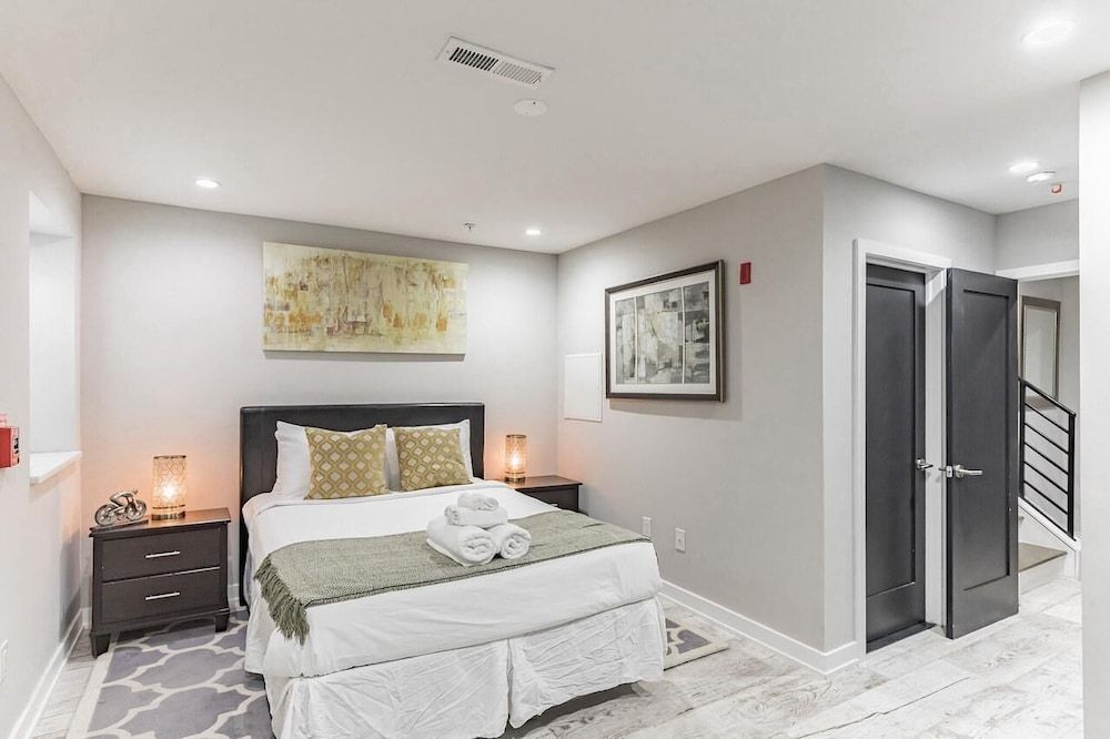 undefined 755 Capitol - A Exquisite 3 Bedroom Home in Fairmount 8