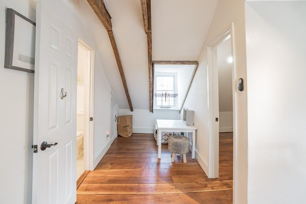 337 South 6th Street Apartment 11