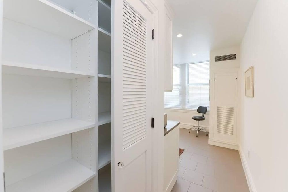 undefined Touraine Unit 107 in Philadelphia 2