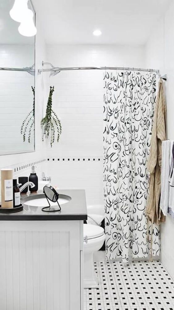 undefined Touraine Unit 105 in Philadelphia 5