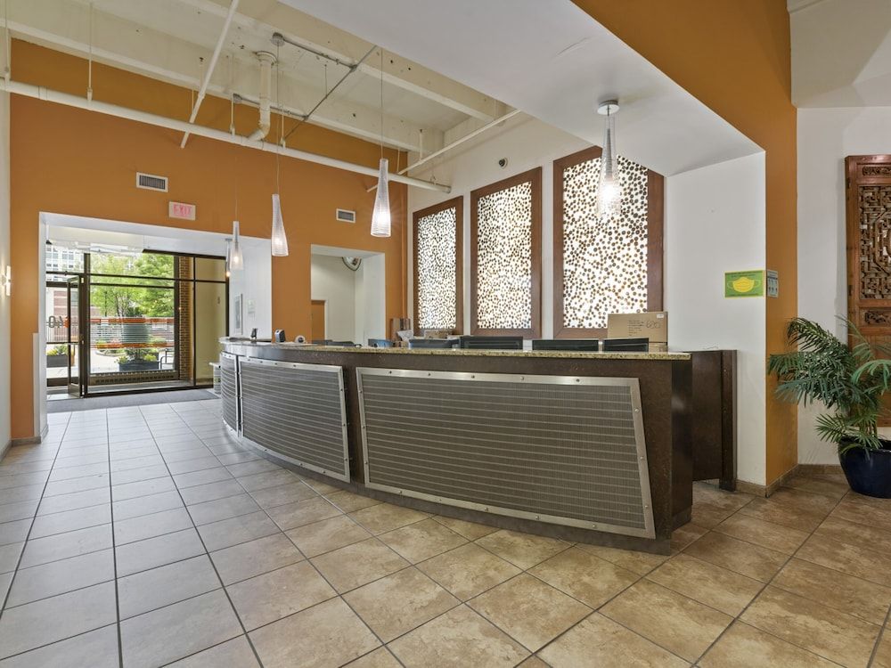 undefined Loft 640 8