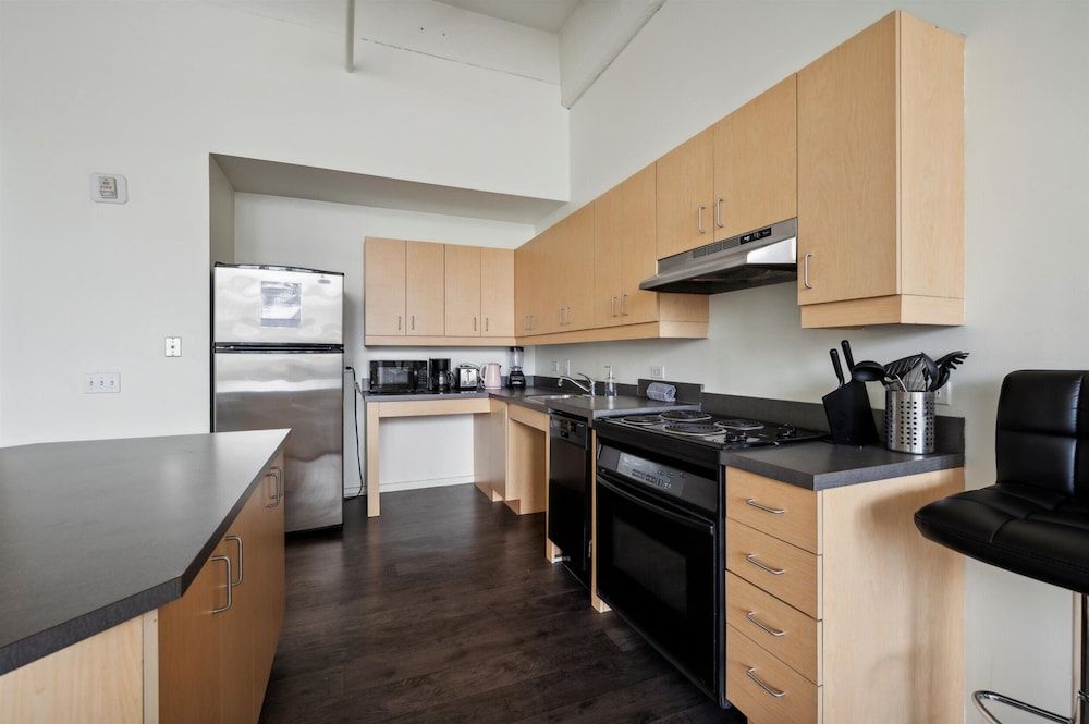 undefined Loft 640 7