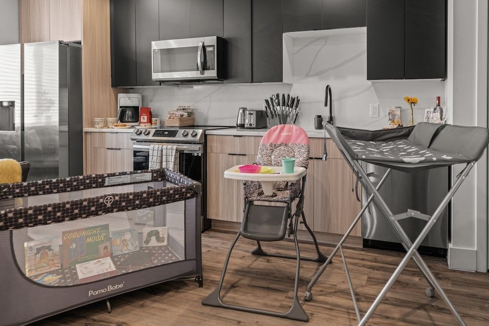 undefined Luxurious Modern Apt Near Art Museum 3