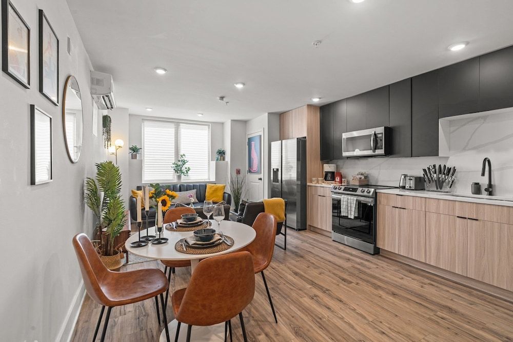 undefined Luxurious Modern Apt Near Art Museum 8