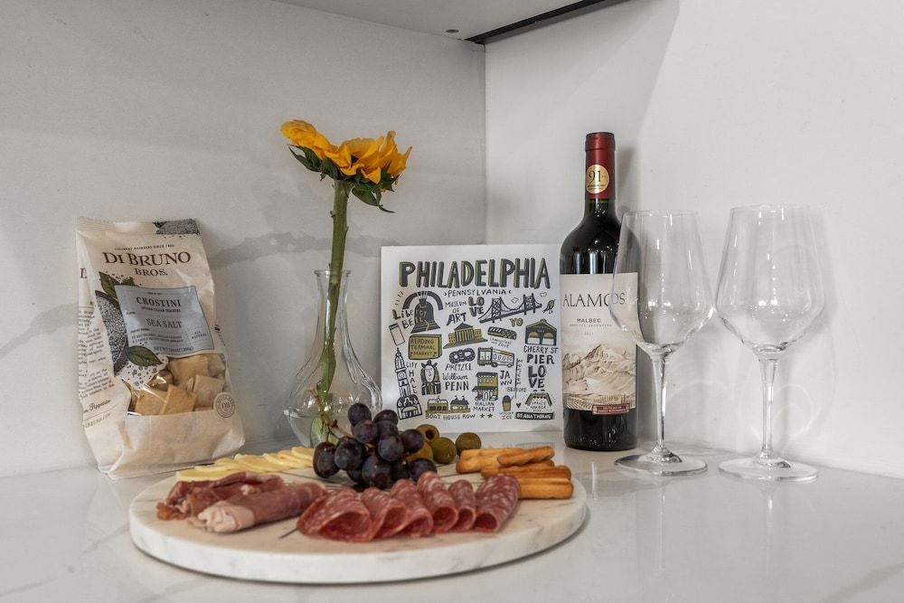 undefined Luxurious Modern Apt Near Art Museum 5