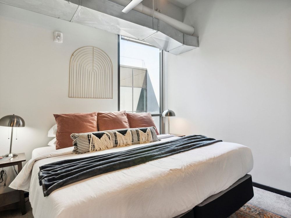 Signature Apartment