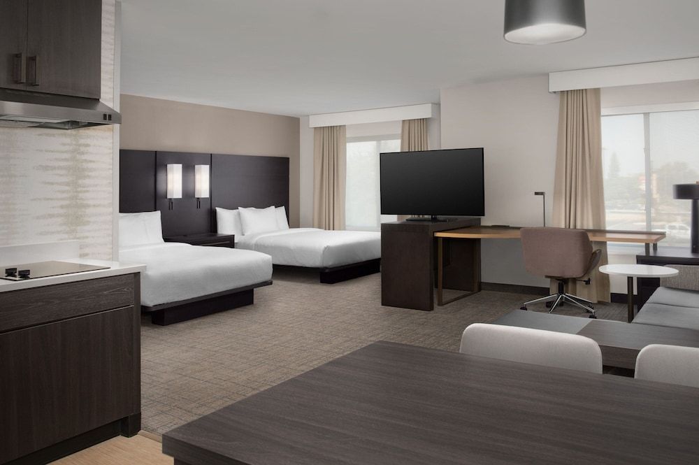 Studio, Multiple Beds (Mobility Accessible, Tub)