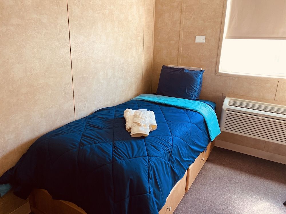 Private Room, Shared Bath