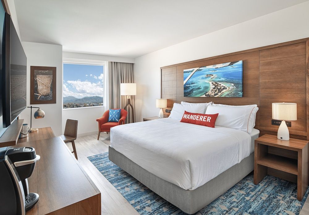 Deluxe Room, 1 King Bed