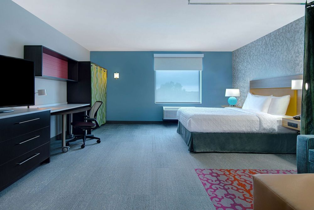 Home2 Suites By Hilton Grand Rapids Airport Studio, 1 Queen Bed, Accessible, Bathtub (Mobility & Hearing) 2