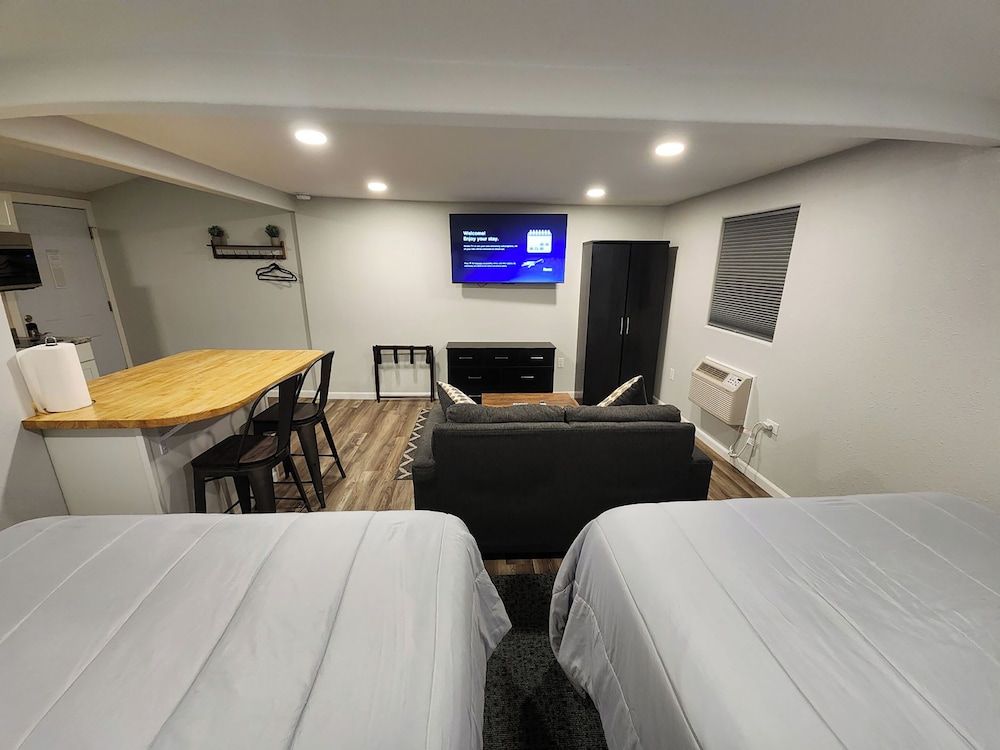 Grand Double Room, Kitchenette (5)