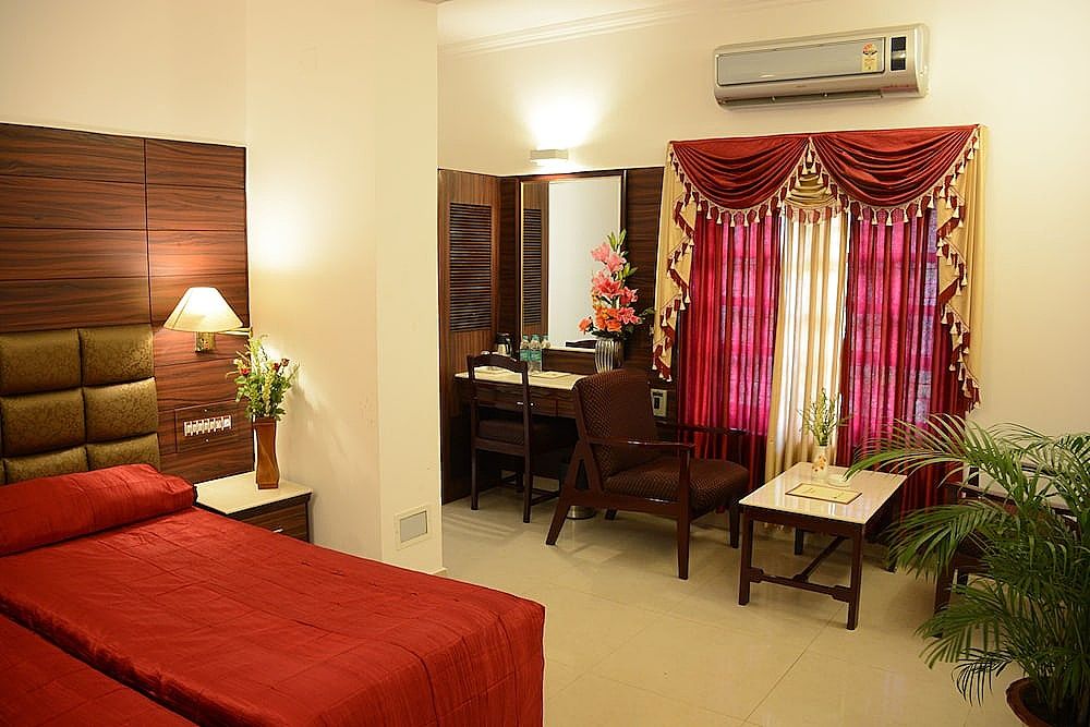 undefined Hotel Grand Central 4