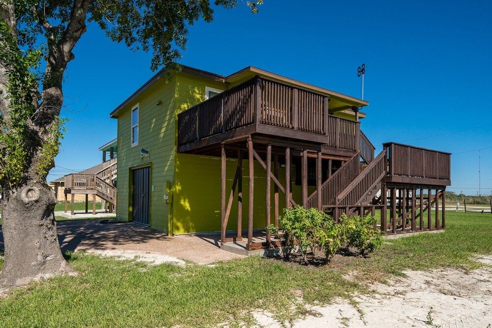 Harbor House Manor