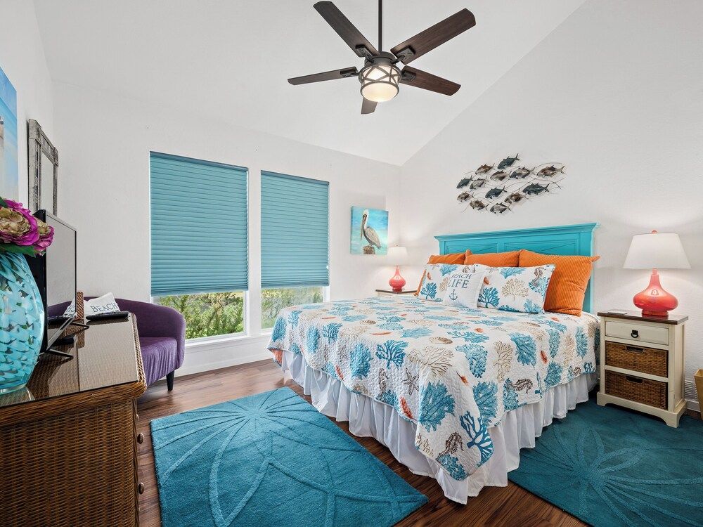 Condo, Multiple Beds, Kitchen (View Condo - No Pets Allowed)