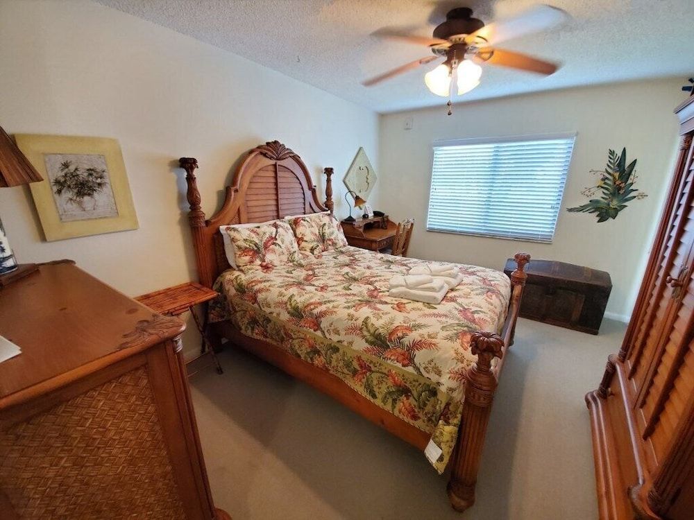 Condo, 1 Queen Bed with Sofa bed, Balcony