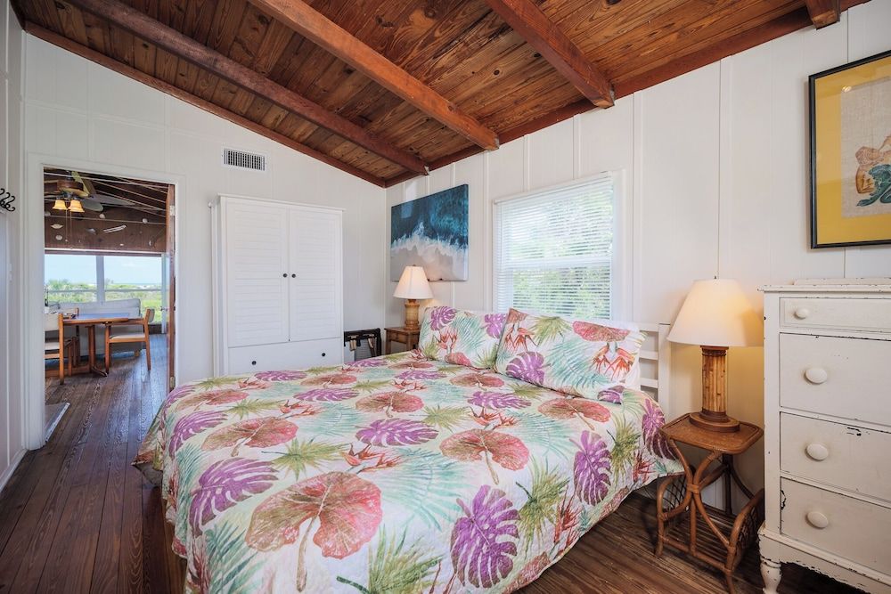 House (1 Bedroom)