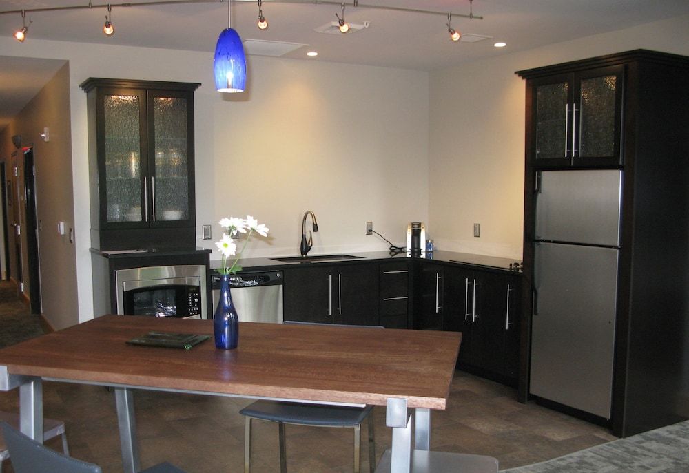 Wylie Suite