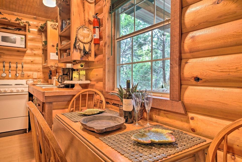 undefined Cozy Davis Cabin w/ Deck - Nestled by Honey Creek! 2