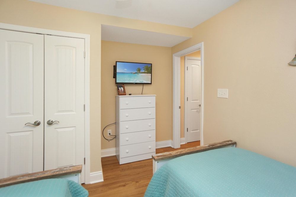 Condo, 1 King Bed with Sofa bed (Club at Mexico Beach 2D)
