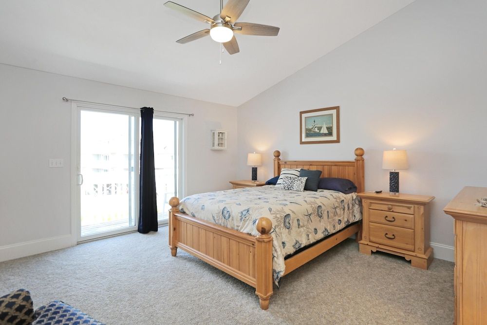 Townhome, Multiple Beds (Barrier Dunes 125 - 49 Sand Dollar Sh)