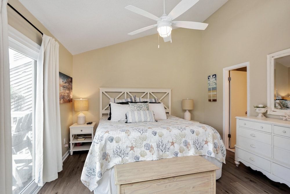 Townhome, Multiple Beds (Barrier Dunes 547  Sand and Surf)