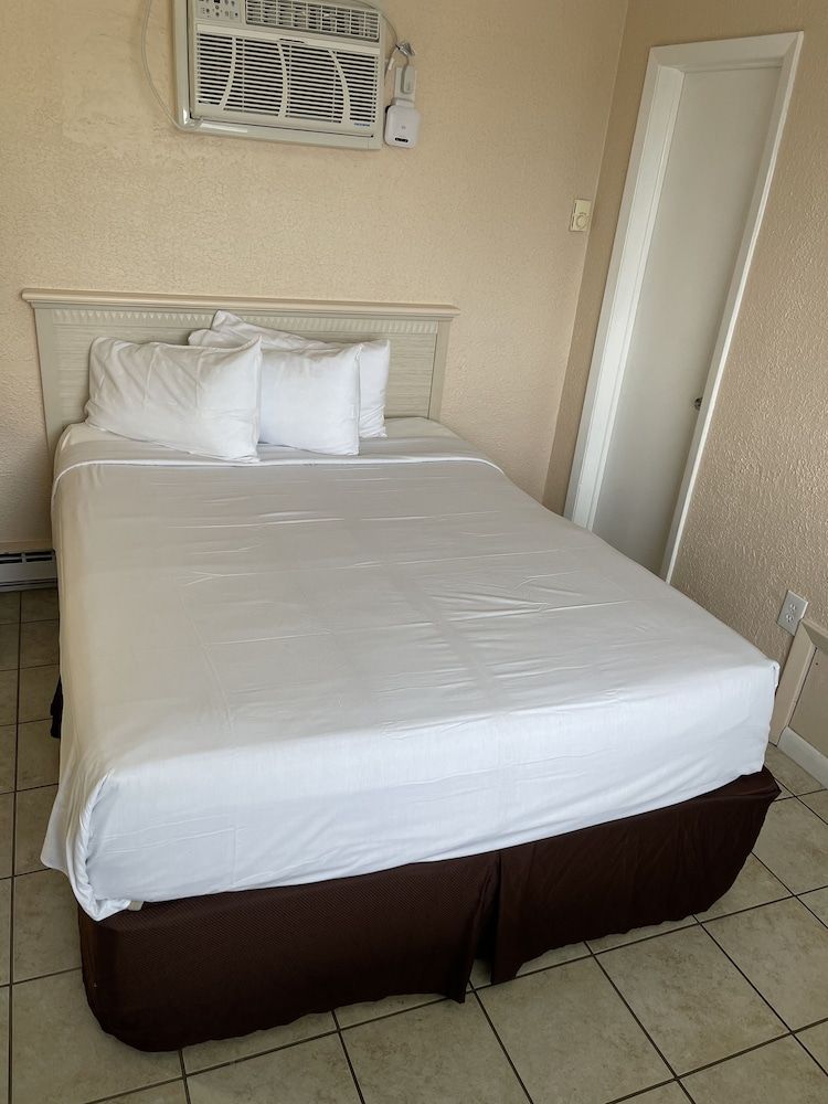 RusMar Motel