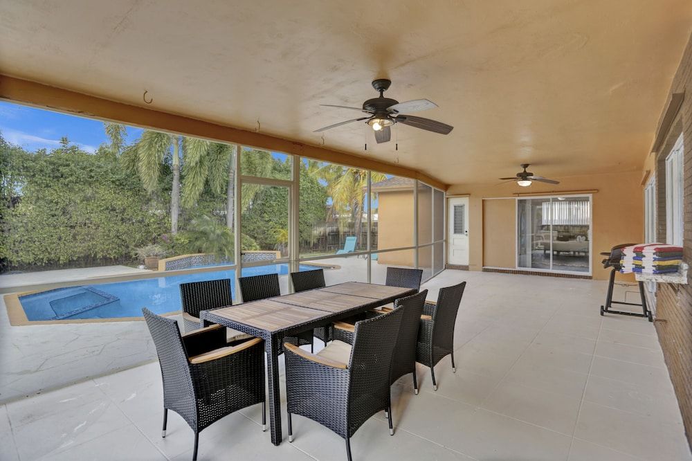 Cleveland Tropical Oasis & Private Pool