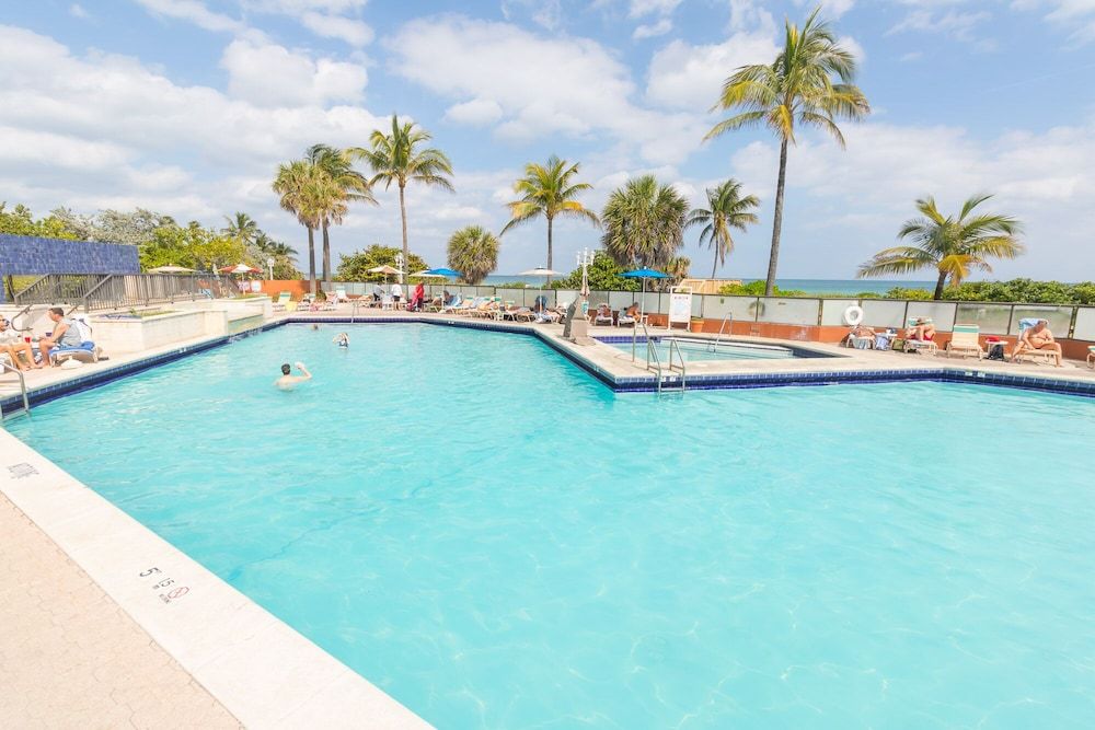 774 Ocean View Hollywood Beach