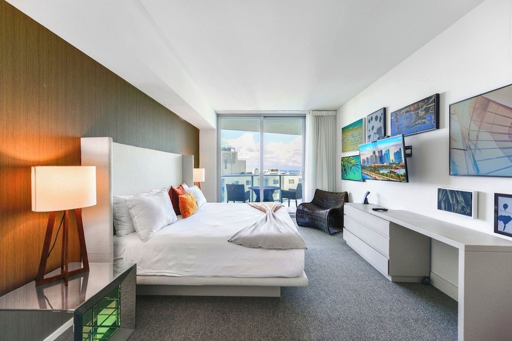 Luxury Apartment, 1 King Bed with Sofa bed, City View