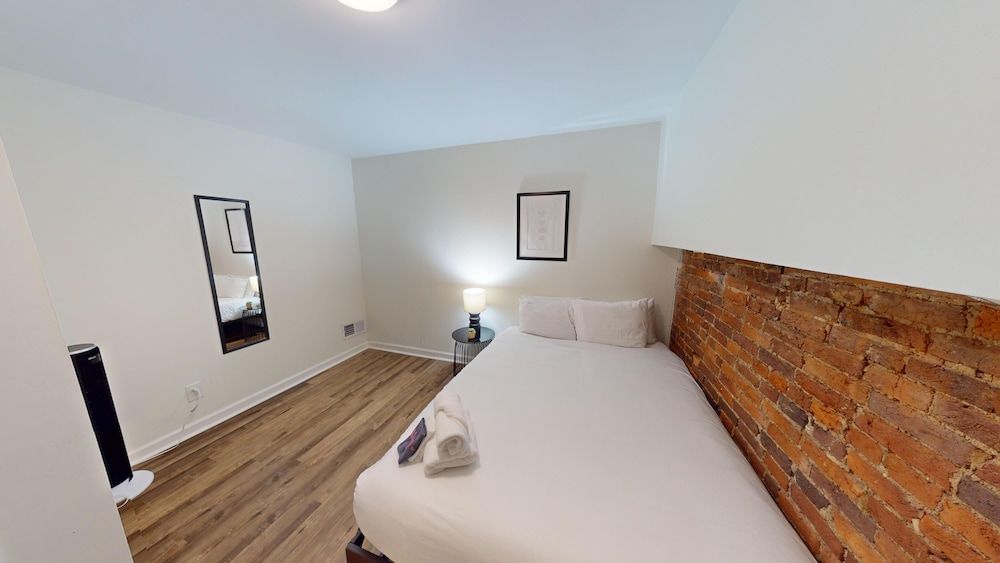 The Loretta Suite