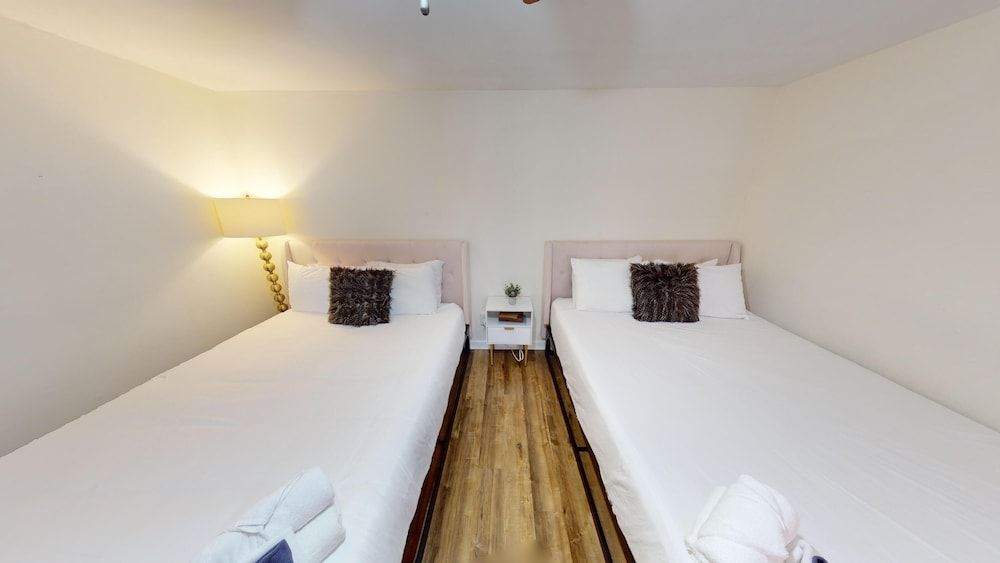 The Dolly Suite