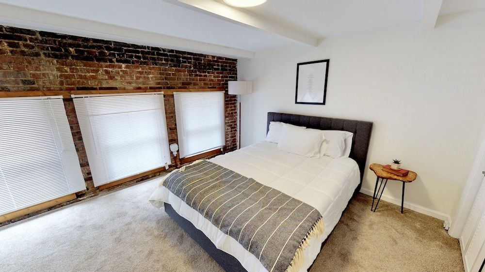 The Bachelor Hideaway Suite