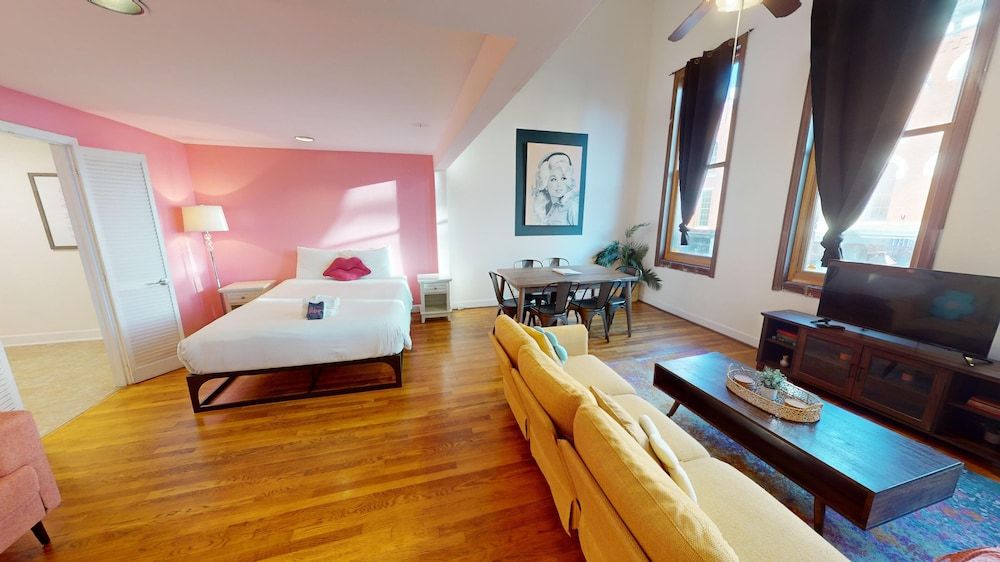 The Dolly Suite