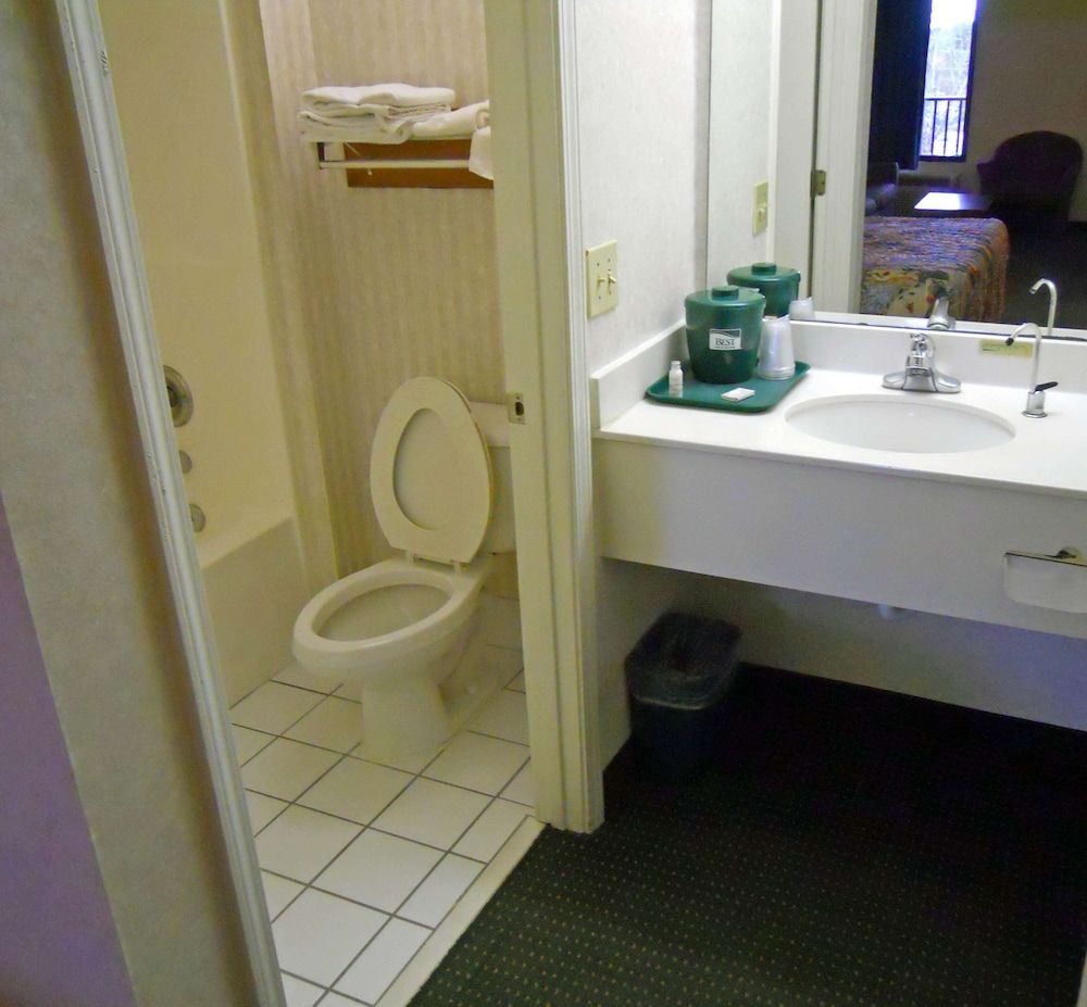 Suite, 1 King Bed, Non Smoking (Intermediate)