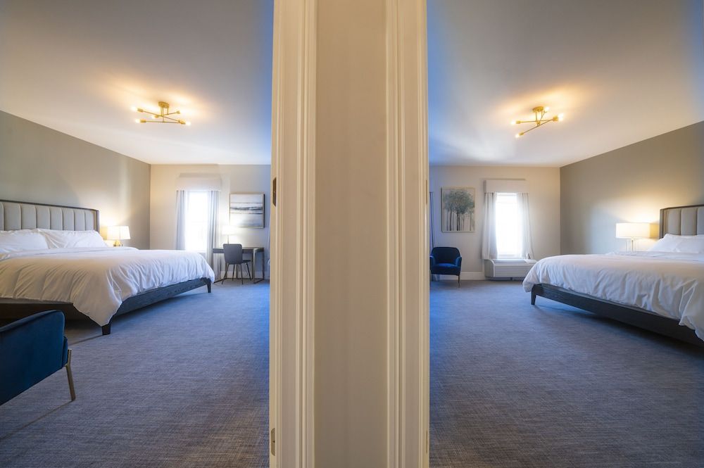 Luxury Double Room, Multiple Beds, 2 Bathrooms