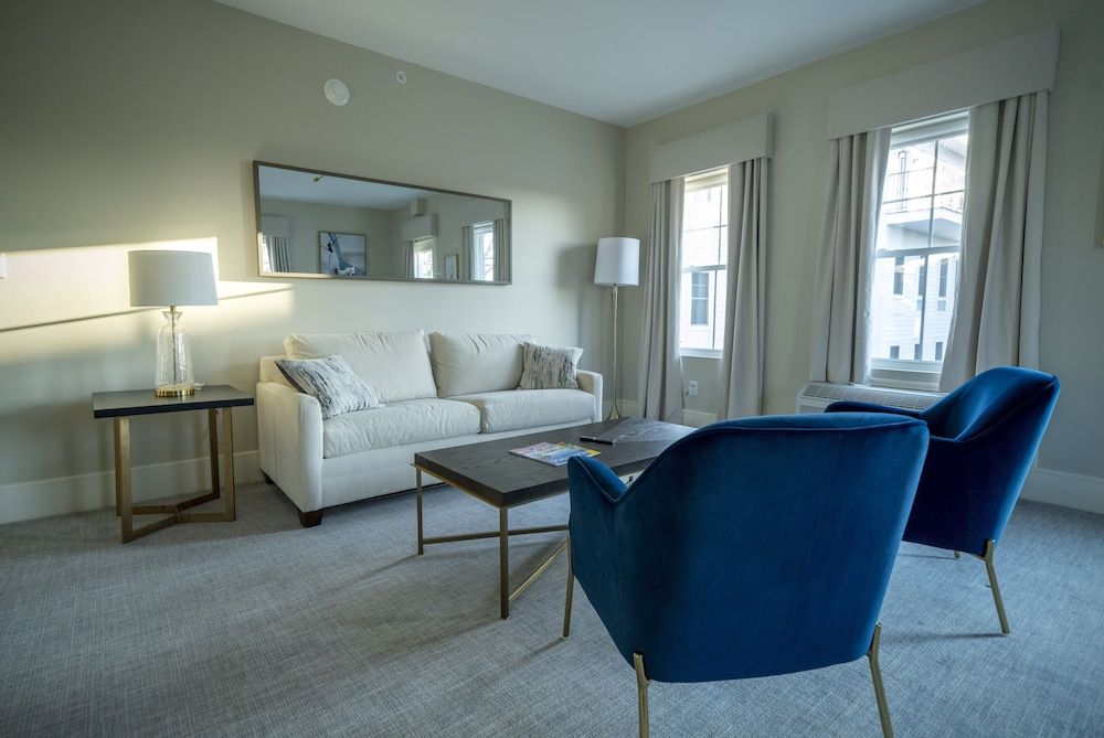 Deluxe Double Room, 1 King Bed, Balcony